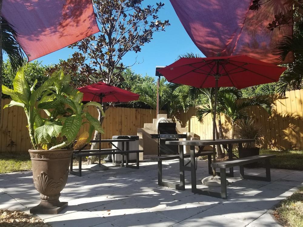 Hawthorn Extended Stay By Wyndham Γουεστ Παλμ Μπιτς Εξωτερικό φωτογραφία